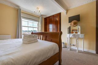 2 Bed in Whitby oc-w050 - 2