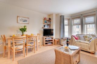 2 Bed in Whitby oc-w740 - 0
