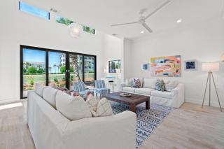 Crystal Oasis With Pool And Steps From The Beach - 8