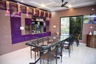 Osho Sumeru K Homestay-Kitchen-Free Parking-Fast Wifi-AC - 5