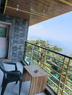 The Hostelers Homestay Siimla - Near HPU, ISBT, Bypass MC Parking - 4