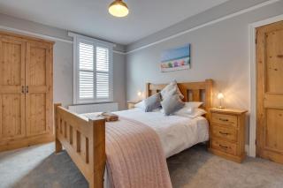 4 Bed in Whitby oc-w444 - 5