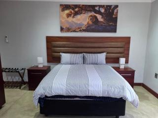 Bush Diamond Lodge - 1