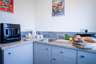 Tide & Tee - 2 Bedroom Apartment - Penally - Tenby - 6