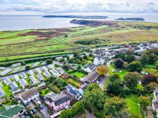 Tide & Tee - 2 Bedroom Apartment - Penally - Tenby - 5