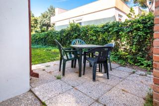 Cozy flat with garden - 0