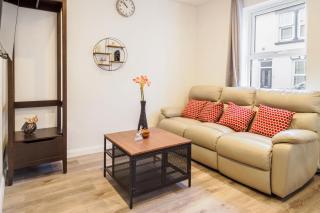 Host & Stay - Roach Street - 8