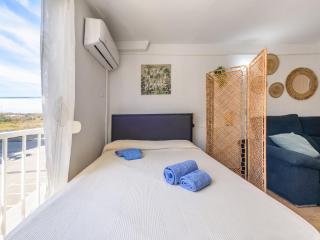 Studio Beach La Pineda by Interhome - 4