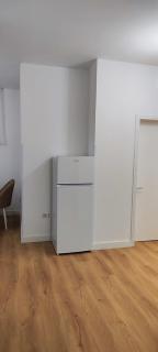 Central Tirana Apartment - 6