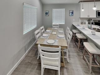 Bayside Oasis - 2