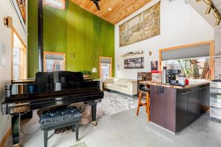 Secluded Private Retreat with Cabin & Vintage Airstream - 6