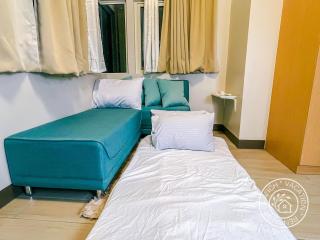 Modern Condo at Makati - 5
