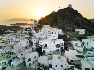 The Castle House, a Living Museum - 9