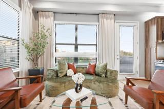 The Gatsby, Dallas Skyline Views, Private Balcony - 9