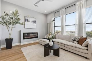 The Monaco Oasis, Downtown Skyline Views - 2