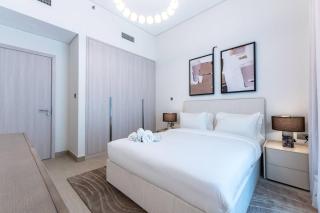 Luxury 2BR Apt in Yas Golf Collection with Pool and Gym - 1