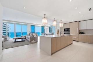 Luxury 2BR and Den condo at exclusive Amrit Resort - 0