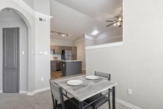 North Dallas Executive 1BR Apartment - 2