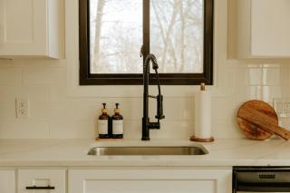 Fox Hollow Retreat | Sleeps 11 |Family Friendly - 2
