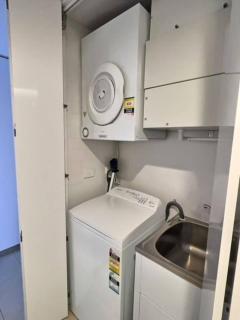 Modern 1BR Views in Belconnen - 4