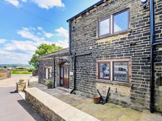 5 Bed in Halifax 96061 - Sowerby Bridge - 0