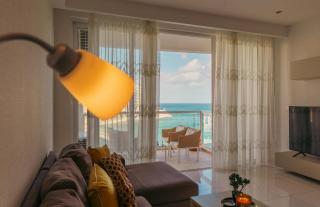 Seaside Luxe, Spinola Bay Apartment by Buena Vista - 1