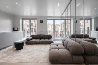 Modern Design Apartment Prime Location Kortrijk - 9