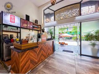 Golden Sun - PHU MY HUNG - 6