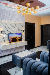 Newly built furnished 3bedroom shortlet apartment - 2