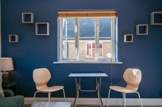 Superb 2BR 2Bath with parking - 2