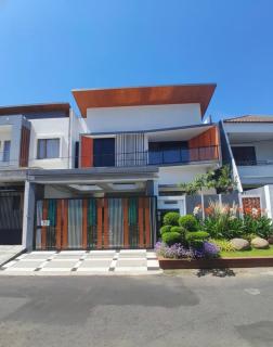 Villa Velare 03 dharmahusada indah galaxy mall - 9
