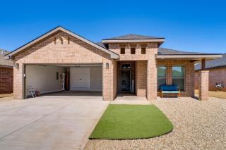 8 Mi to TTU! Pet-Friendly Home with Patio and Yard - 8