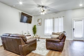 8 Mi to TTU! Pet-Friendly Home with Patio and Yard - 7