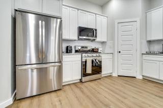 8 Mi to TTU! Pet-Friendly Home with Patio and Yard - 4