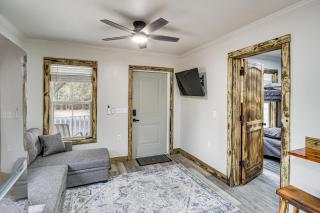 4 Mi to Gulf Coast Winter Classics Quiet Retreat - 5