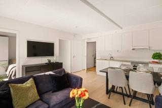 Modern Cosy Center Carl Berner - 4