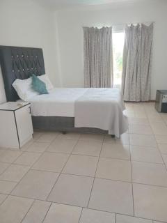 Gaborone BnB - 3