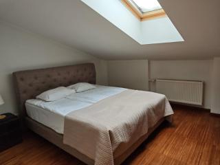 Old Town Residence - 8