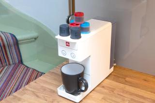 Modern Town House Bangor City Centre - 4