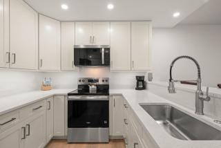 Mariner Pointe 941 - 4