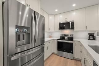 Mariner Pointe 941 - 5