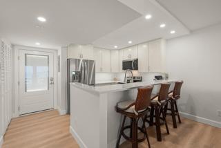 Mariner Pointe 941 - 6