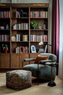 Cozy Artisan Loft with Literary Charm - Book Binder - 1