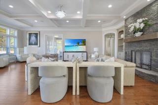 All-In-One Luxury Escape — Three Properties, Event Hosting, Private Pond & Full Gym - 4