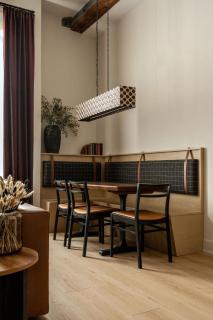 Luxurious Artisan Loft w Chic Design - The Tanner - 4