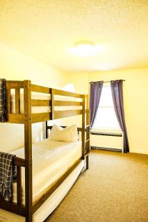 Downtown Blue Room at Villages on Aurora - 4