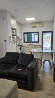 Departamento, con cochera y patio - 2