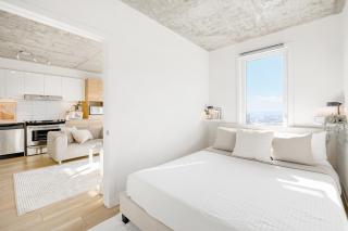 Serene Scandinavian-Downtown Montreal-Free Parking - Laundry - 7