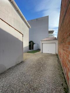 Cozy cocoon of love with terrace and garden - 2