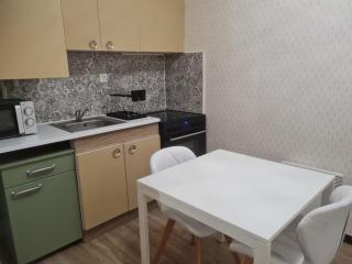 Studio tout confort avec balcon à 100m des Thermes - 5
